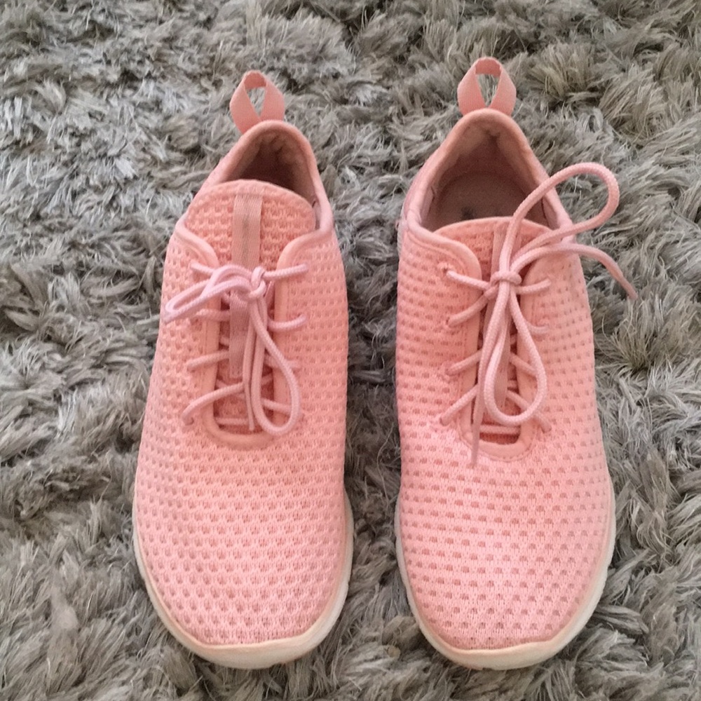 Sketchers Pink Memory Foam Sneakers 7.5